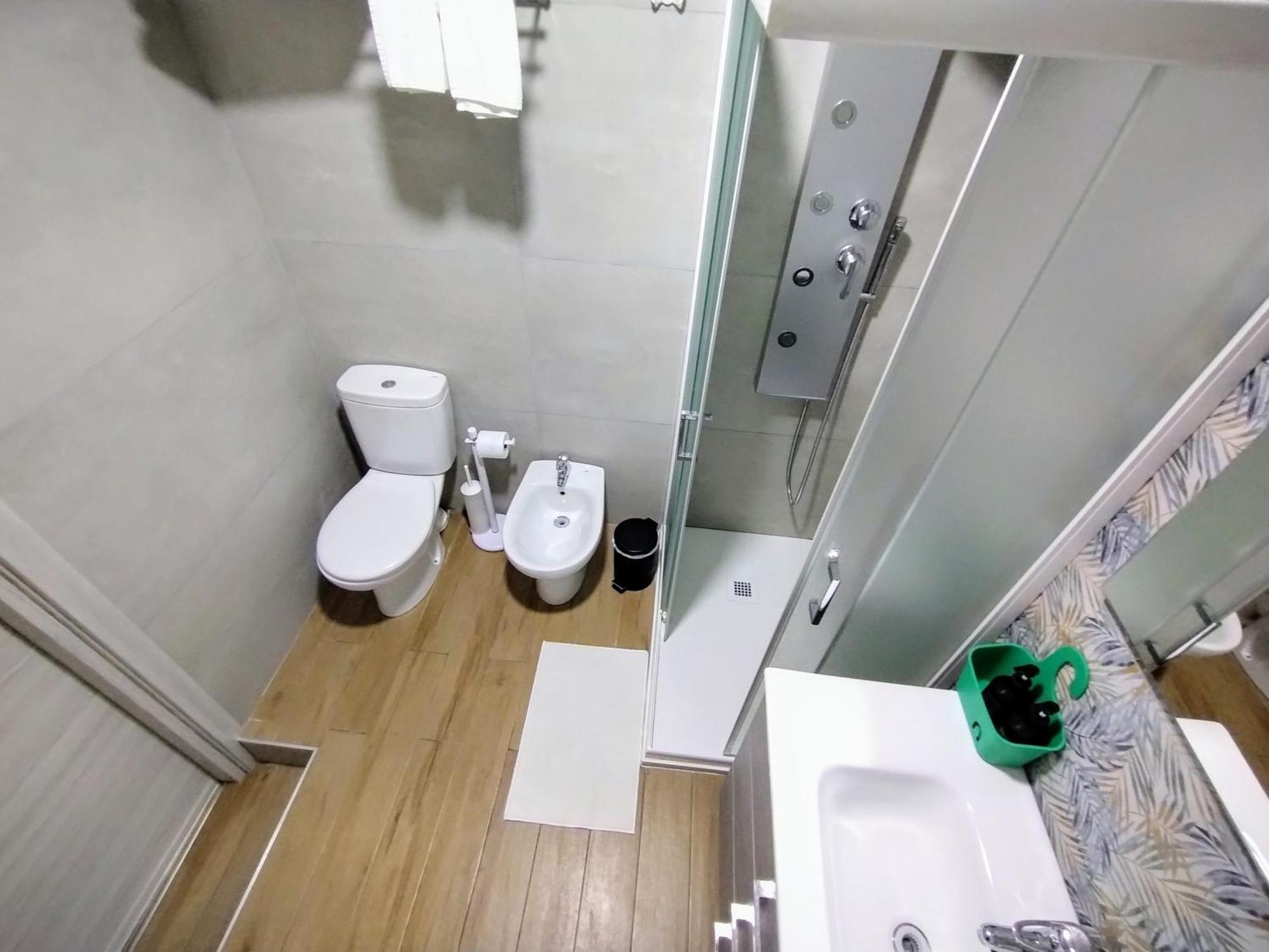 Al Quadrato D'Oro Rooms คาตาเนีย ภายนอก รูปภาพ